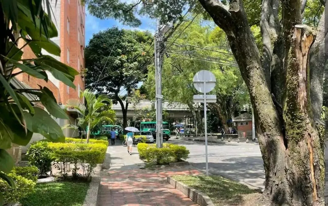 Apartamento Comodo, Iluminado, Cerca Al Estadio Y La Estacion Del Metro Medellín
