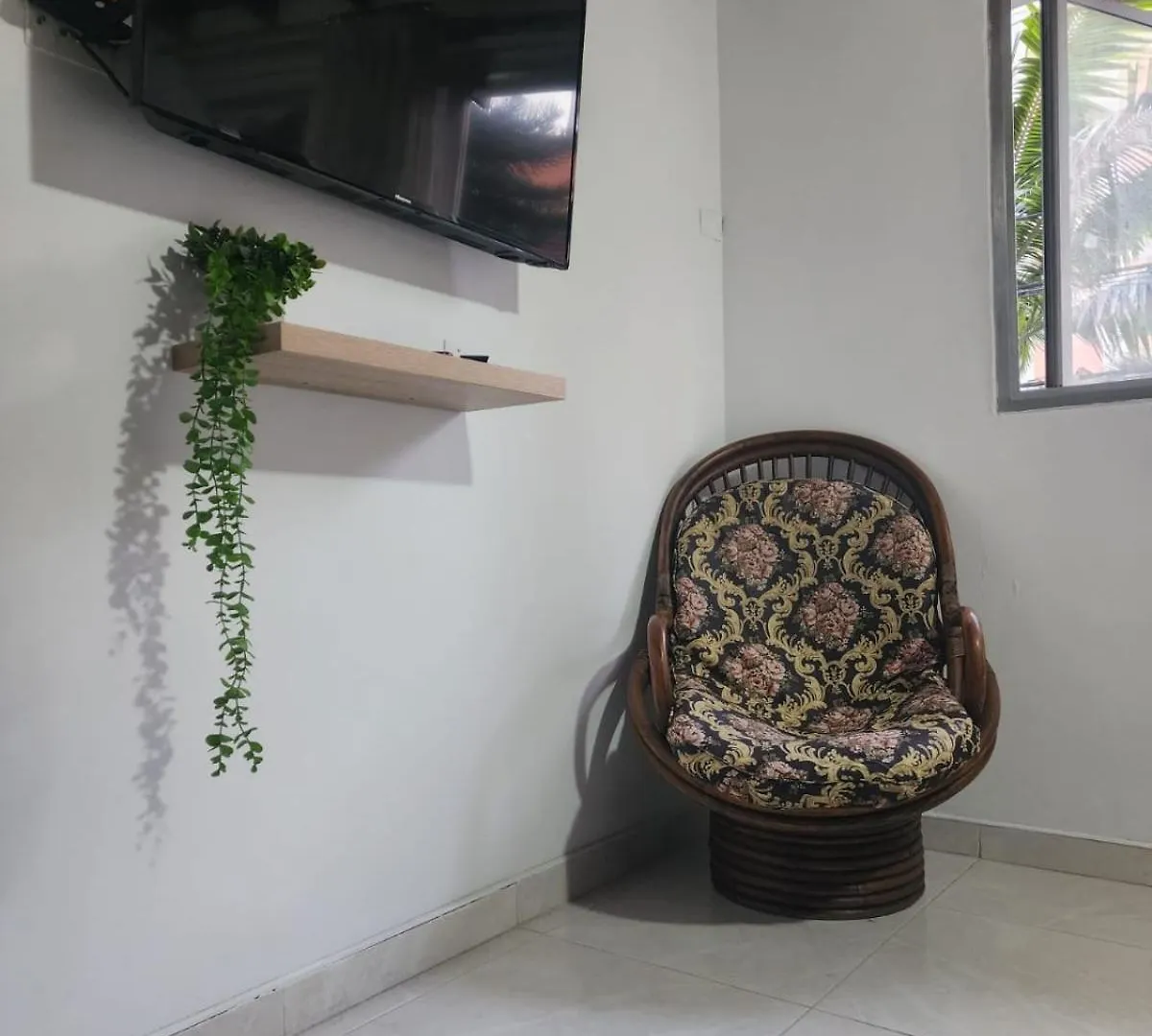 Apartamento Comodo, Iluminado, Cerca Al Estadio Y La Estacion Del Metro Medellín