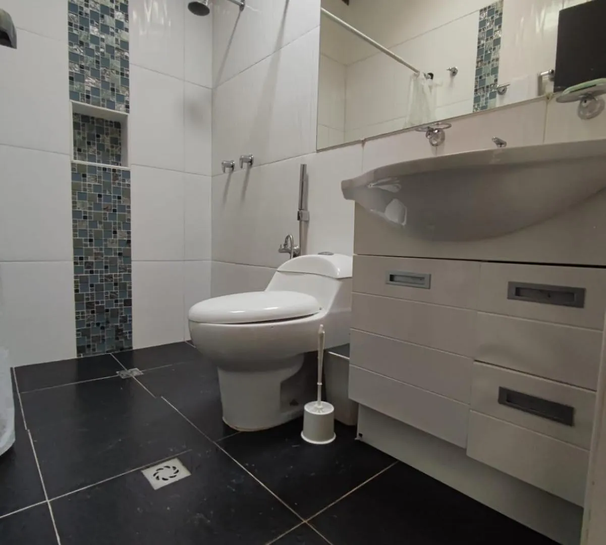 Apartamento Comodo, Iluminado, Cerca Al Estadio Y La Estacion Del Metro Medellín 0*,